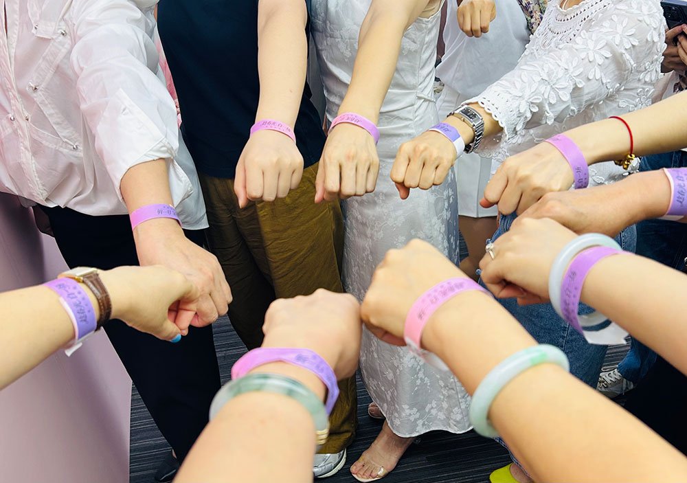 Presentación de pulseras Tyvek para eventos
